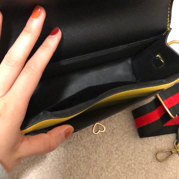 Yellow camera style bag - Picture 2 of 2